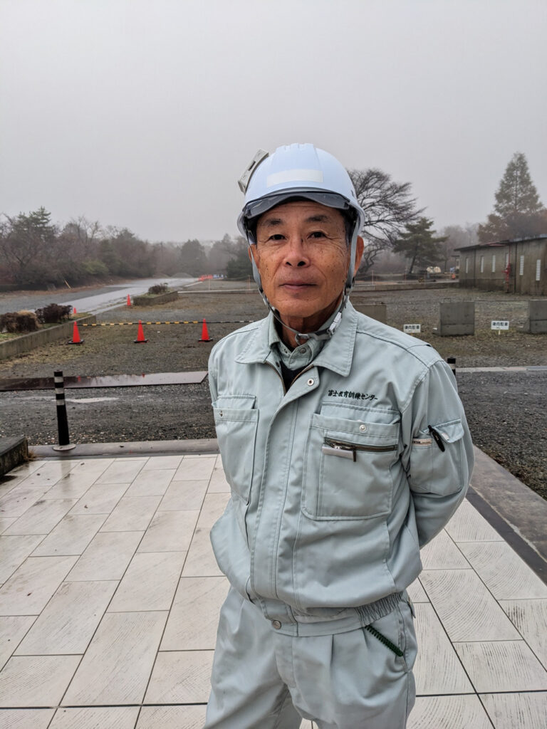 新村 講師