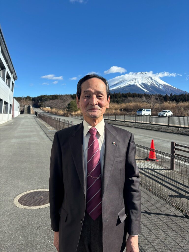 花輪 講師