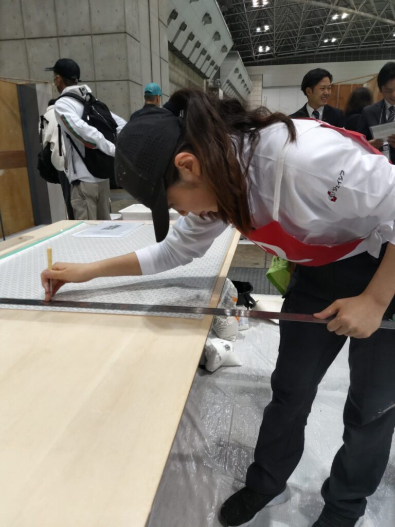 ジェイシフ技能競技大会で訓練協会賞　困難にぶつかると「逆に火が点く」黒澤あゆみさん（松坂屋建材㈱）にインタビュー